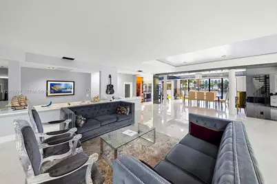 507 Palm Dr, Hallandale Beach, FL 33009 - Photo 14