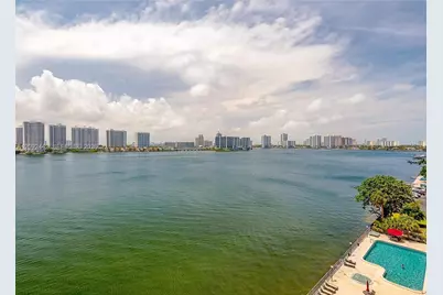 17600 N Bay Rd #N302, Sunny Isles Beach, FL 33160 - Photo 2