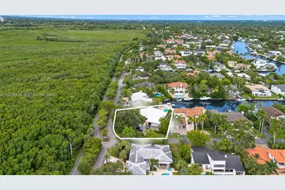 705 Bella Vista Ave, Coral Gables, FL 33156 - Photo 44