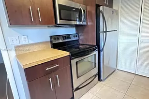 3930 NW 87th Ave, Sunrise, FL 33351 - Photo 8