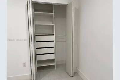 9405 Fontainebleau Blvd #113-22, Miami, FL 33172 - Photo 12