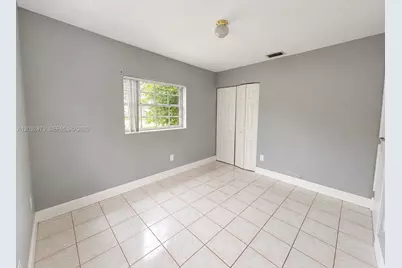 5311 SW 132nd Ave, Miami, FL 33175 - Photo 8