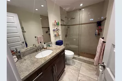 450 Paradise Isle Blvd #102, Hallandale Beach, FL 33009 - Photo 14