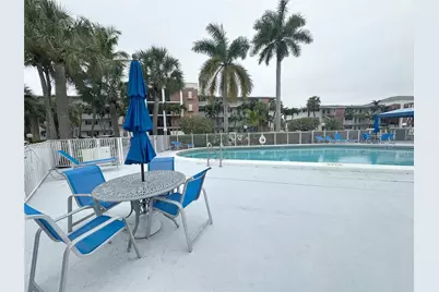 450 Paradise Isle Blvd #102, Hallandale Beach, FL 33009 - Photo 26