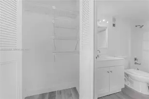 1300 NE Miami Gardens Dr, Miami, FL 33179 - Photo 16