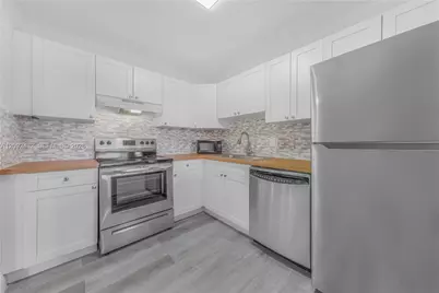 1300 NE Miami Gardens Dr #512E, Miami, FL 33179 - Photo 10