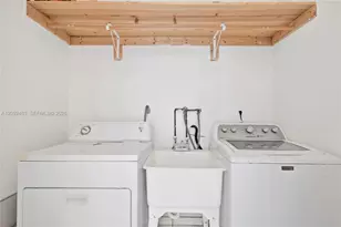 12641 NW 102nd Pl, Hialeah Gardens, FL 33018 - Photo 22