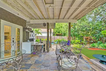 860 NE 127th St, North Miami, FL 33161 - Photo 54