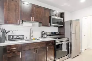 1273 NW 24th St, Miami, FL 33142 - Photo 12
