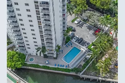 1688 West Ave #408, Miami Beach, FL 33139 - Photo 4