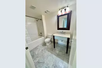 500 NE 29th St #806, Miami, FL 33137 - Photo 18