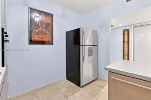 5700 Collins Ave, Miami Beach, FL 33140 - Photo 12