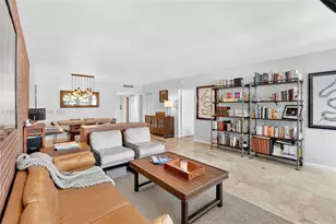 5700 Collins Ave, Miami Beach, FL 33140 - Photo 2