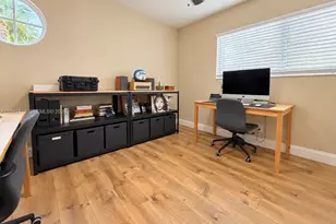 10024 NW 4th St, Plantation, FL 33324 - Photo 14