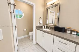 10024 NW 4th St, Plantation, FL 33324 - Photo 16
