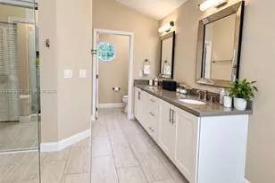 10024 NW 4th St, Plantation, FL 33324 - Photo 18