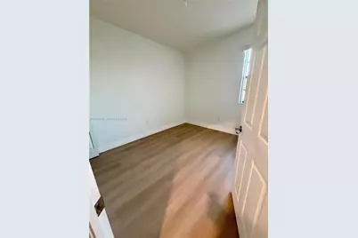9228 W 33rd Way #9228, Hialeah, FL 33018 - Photo 14