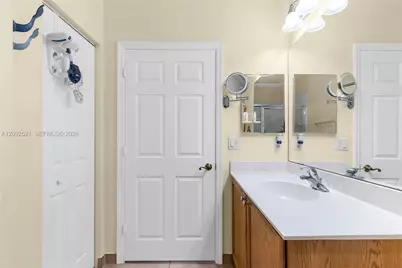 9052 Plymouth Pl #9052, Tamarac, FL 33321 - Photo 16