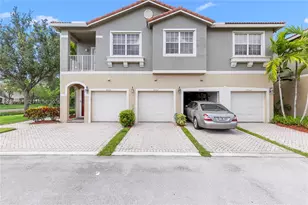 9052 Plymouth Pl, Tamarac, FL 33321 - Photo 32