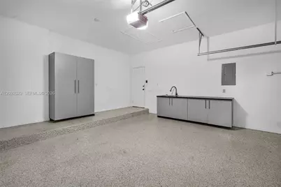 1545 W Lacosta Dr W, Pembroke Pines, FL 33027 - Photo 38