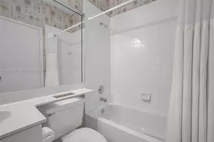 1545 W Lacosta Dr W, Pembroke Pines, FL 33027 - Photo 34