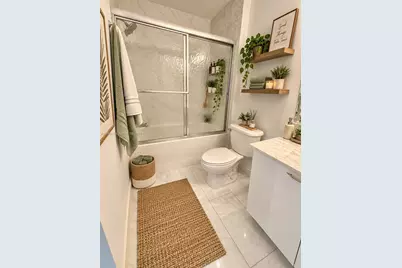 133 NE 2nd Ave #1909, Miami, FL 33132 - Photo 10