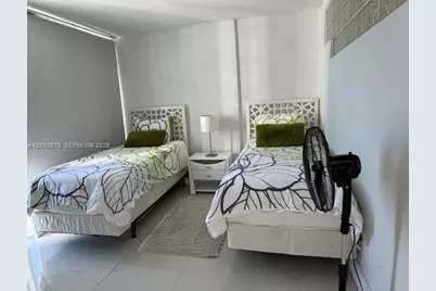 5401 Collins Ave #628, Miami Beach, FL 33140 - Photo 30