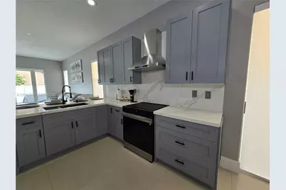 5372 SW 131st Ter, Miramar, FL 33027 - Photo 8