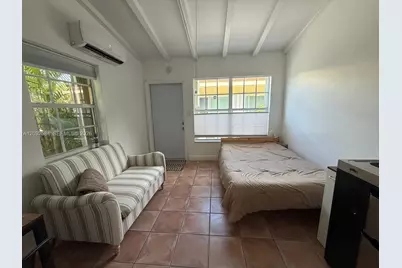 1018 W 47th St #1, Miami Beach, FL 33140 - Photo 10