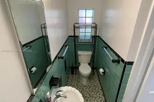 1018 W 47th St, Miami Beach, FL 33140 - Photo 12
