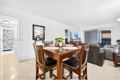 3900 NW 76th Ave #111, Sunrise, FL 33351 - Photo 14