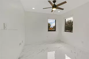 8745 NW 150th Terrace, Miami Lakes, FL 33018 - Photo 28