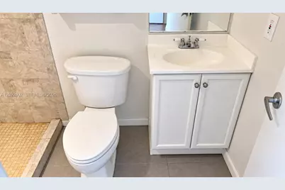 9372 Fontainebleau Blvd #L-402, Miami, FL 33172 - Photo 18