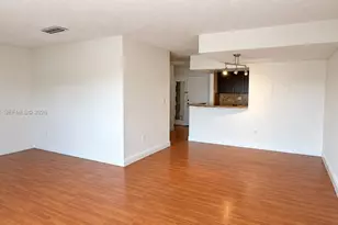 9372 Fontainebleau Blvd, Miami, FL 33172 - Photo 1