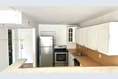 7830 Dickens Ave #203, Miami Beach, FL 33141 - Photo 12