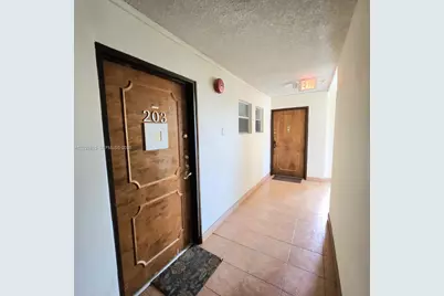 7830 Dickens Ave #203, Miami Beach, FL 33141 - Photo 10