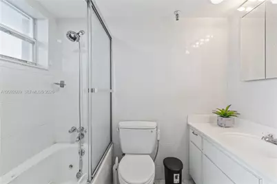 7933 West Dr #1025, North Bay Village, FL 33141 - Photo 12