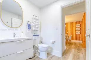 1762 NW 15th St, Miami, FL 33125 - Photo 14