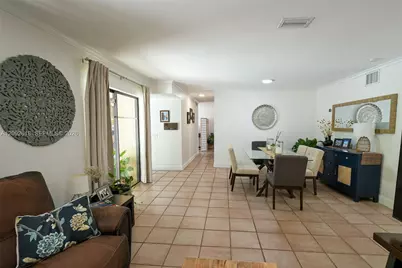 11624 SW 135th Pl, Miami, FL 33186 - Photo 14
