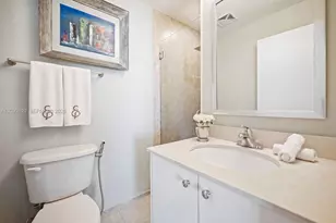 60 SW 13th St, Miami, FL 33130 - Photo 20