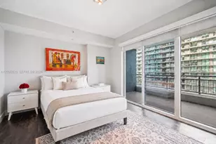 60 SW 13th St, Miami, FL 33130 - Photo 12
