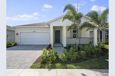 6712 NW Cloverdale Ave #6712, Port Saint Lucie, FL 34987 - Photo 1