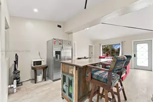 565 East Dr, Miami Springs, FL 33166 - Photo 12