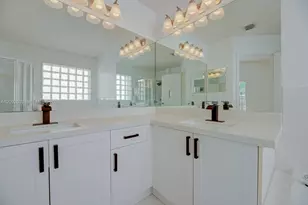 14133 SW 154th Pl, Miami, FL 33196 - Photo 10
