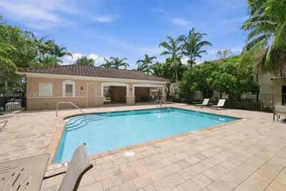 12436 NW Emerald Creek Mnr, Plantation, FL 33325 - Photo 28