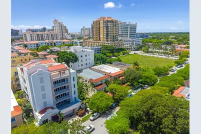 114 Menores Ave, Coral Gables, FL 33134 - Photo 8