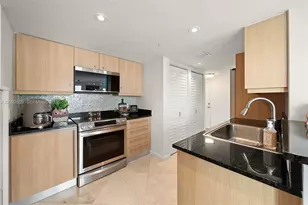 7600 Collins Ave, Miami Beach, FL 33141 - Photo 12