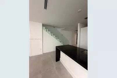 152 NW 33rd St, Miami, FL 33127 - Photo 12