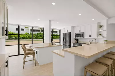 6423 Collins Ave #203, Miami Beach, FL 33141 - Photo 6