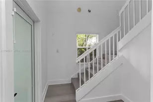 3625 SW 37th Ave, Miami, FL 33133 - Photo 14